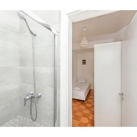 Houze Comfortable In Laranjeiras * Lisbona